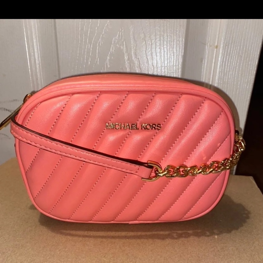 Micheal Kors Small Quilted Camera Bag Grapefruit